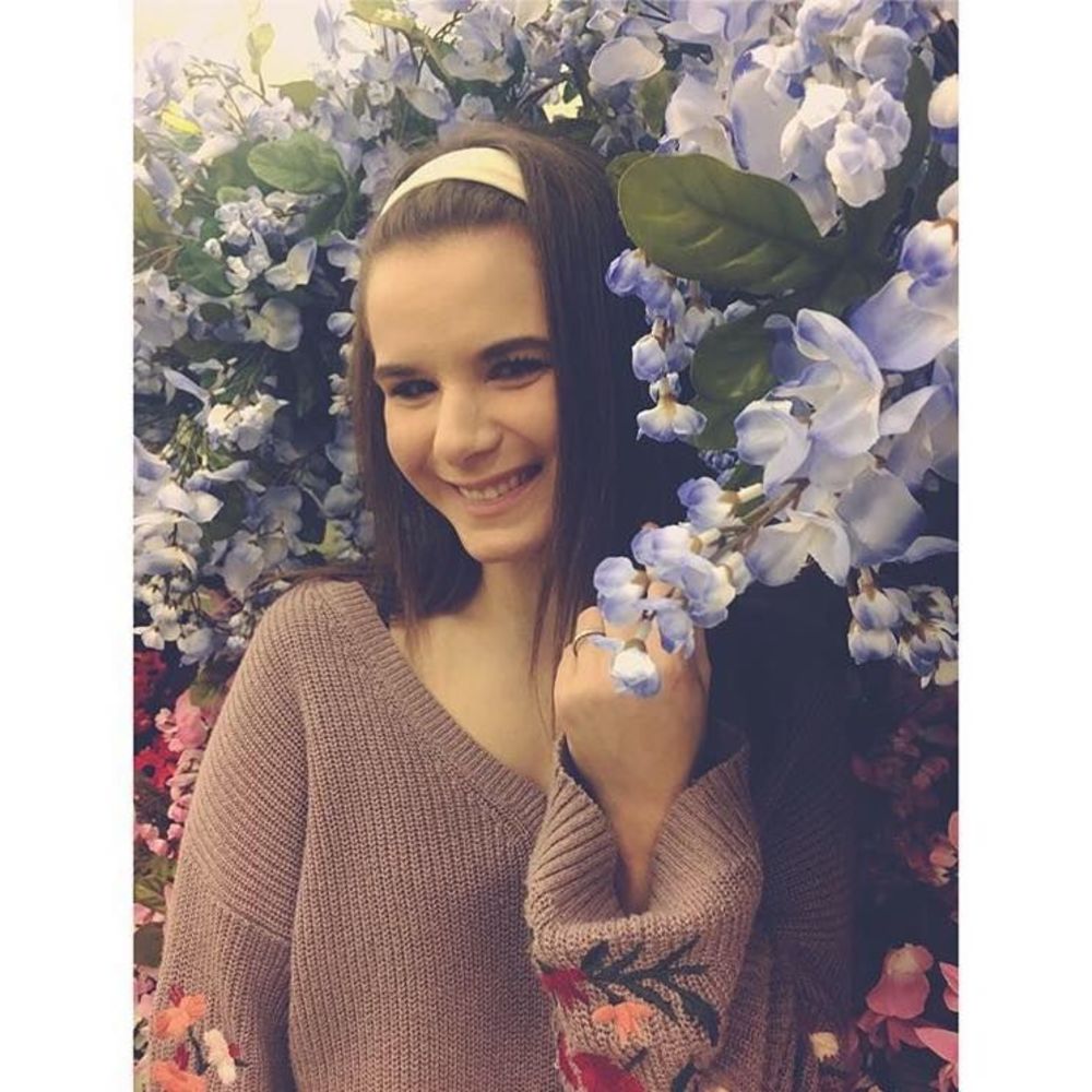 Meet your Posher, Hailee